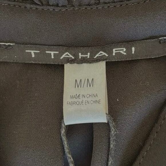 T Tahari Black Pintuck Split Neck Blouse M NWT – Workwear Office Chic - Picture 6 of 7